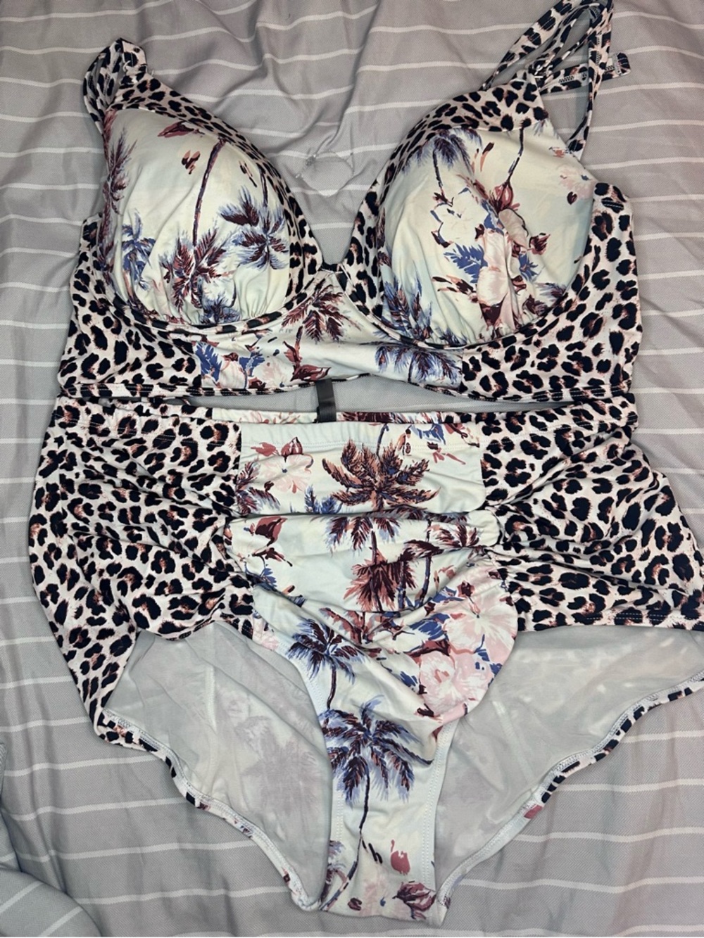 torrid White Floral & Leopard Mixed Print Swim Set